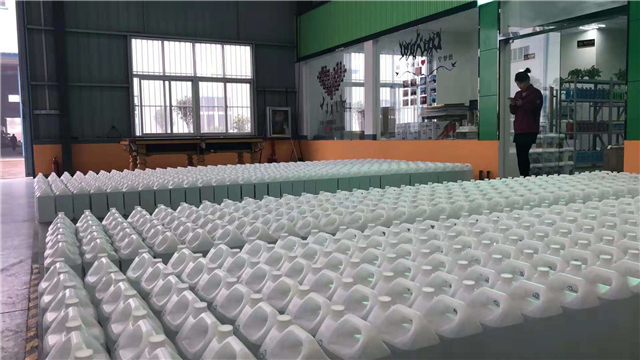 液力源車(chē)用尿素生產(chǎn)設(shè)備03.jpg